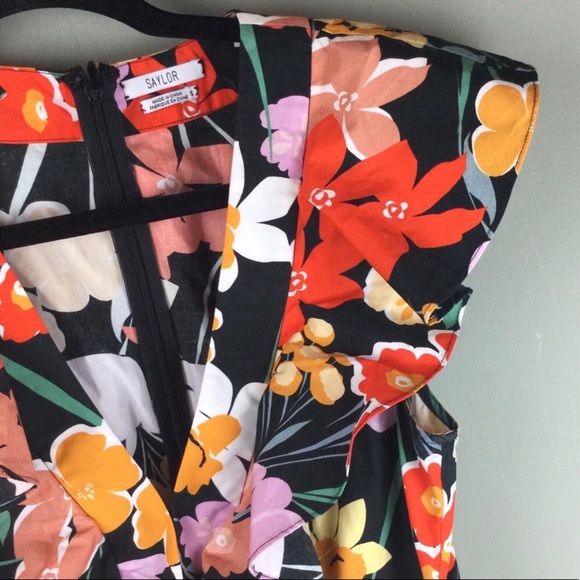 Saylor Ariah Floral Print Tiered Ruffle Tie Waist Mini Dress Size Small - Picture 7 of 12